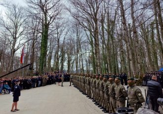 Svečanom komemoracijom na Plitvičkim Jezerima obilježena 32. godišnjica pogibije Josipa Jovića i akcije Plitvice