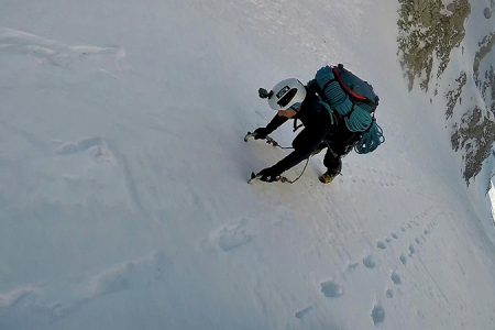 Alpinisti iz PAK Annapurne Stipe Piršljin i Milan Krznarić su na planinskom masivu Karavanke u Sloveniji uspješno ispenjali prvenstveni smjer na sjevernoj strani Begunjske vrtače.