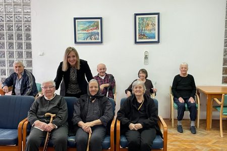Zamjenica župana Jasna Orešković Brkljačić u posjeti Domovima za starije osobe prigodom obilježavanja Međunarodnog dana žena