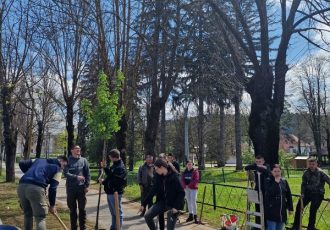 Turistička zajednica Grada Otočca sadnjom novih stabala sudjeluje u projektu  Hrvatska prirodno tvoja
