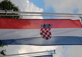 Sretan Vam Dan pobjede i domovinske zahvalnosti i Dan hrvatskih branitelja!