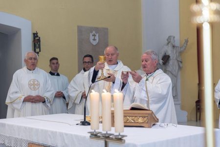 Misom zahvalnicom biskup mons. Križić oprostio se od vjernika Gospićko-senjske biskupije