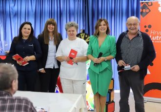 Bingo Tombola u Domu za starije osobe Ličko-senjske županije u organizaciji Hrvatske Lutrije