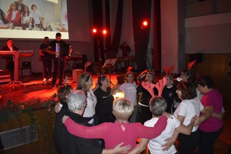 Održan prekrasan humanitarno-glazbeni koncert u organizaciji udruge “Vile za Liku”!