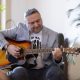 Perušićanin Josip Ćulumović snimio spot za svoju novu pjesmu “Kad primamo Tebe”!