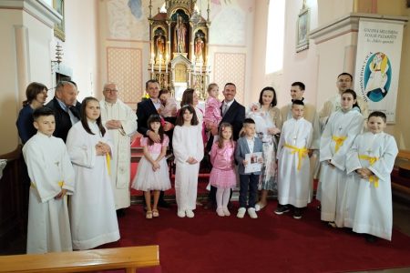 LIJEPO: poznata lička obitelji Kolačević krstila sedmo dijete!!!