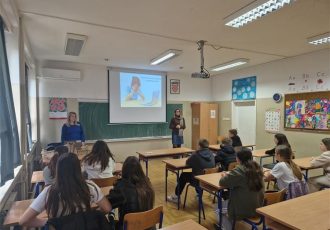Policijske službenice učenicima održale niz predavanja