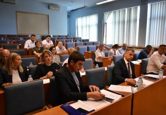 Gradonačelnik Darko Milinović “dobio” jednoglasno prihvaćen proračun