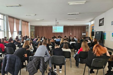 Održane tri edukativne radionice u osnovnim školama u Gospiću, Otočcu i Senju Projekt “Upoznaj Liku – razvij karijeru”