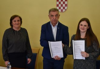 ODLIČNA VIJEST: “Milinović: Plaće odgojiteljicama u idućih godinu dana rast će i do 40%