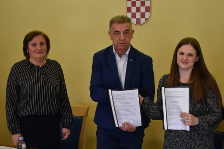 ODLIČNA VIJEST: “Milinović: Plaće odgojiteljicama u idućih godinu dana rast će i do 40%