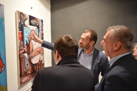 Nik Titanik predstavlja 18  atraktivnih karikatura na izložbi u Gospiću