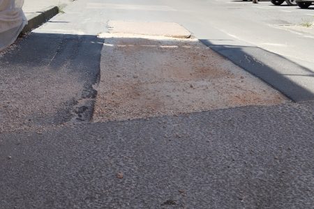 “Zaboravljena” rupa na početku ulice Nikole Tesle u Gospiću