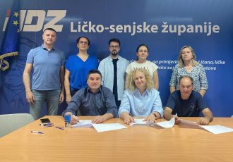 Dogovorena većina u Gradskom vijeću Gospića: HDZ, Pravedna Hrvatska i Tomljenović potpisali sporazum