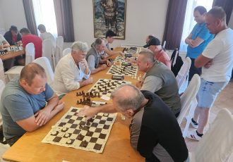 Memorijalni šahovski turnir prof Grga Rupčić:   POBJEDNIK ZORAN ZELENIKA