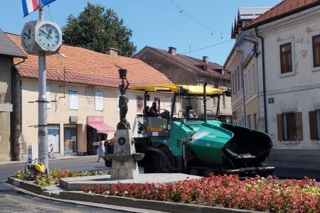 Asfaltira se središte Gospića