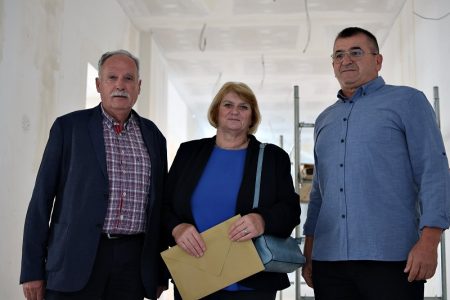 Nastavljaju se radovi rekonstrukcije prizemlja GPOU-a u Otočcu