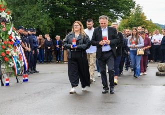 Uz poštovanje i vječnu zahvalnost obilježena 34. godišnjica pogibije četvorice policijskih službenika u Žutoj Lokvi