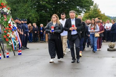 Uz poštovanje i vječnu zahvalnost obilježena 34. godišnjica pogibije četvorice policijskih službenika u Žutoj Lokvi