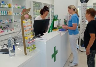 Službeno otvorena ljekarna u Lovincu