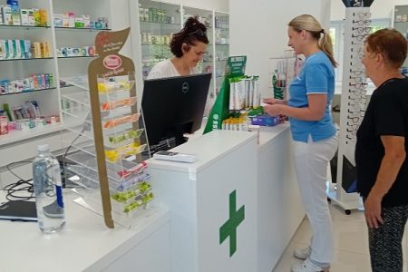 Službeno otvorena ljekarna u Lovincu
