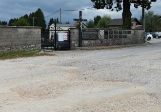 KONAČNO: kreće uređenje prometnice i prostora uz gradsko groblje svete Marije Magdalene u Gospiću!!!
