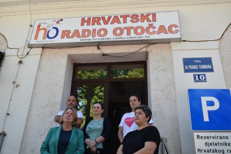 Što ili tko gasi radio Otočac???