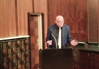 Knjiga aforizama Danka Ivšinovića na Amazon-u