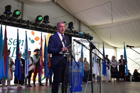 Gradonačelnik Darko Milinović (opet) pozvao premijera Andreja  Plenkovića da se krene s rješavanjem gospićkog opasnog otpada