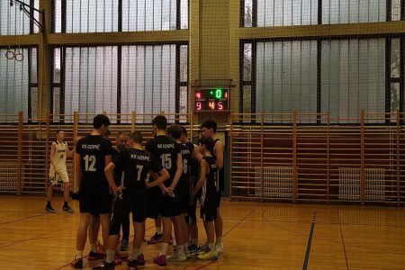 Košarkaši ekipe Dinamo Zagreb 2 ipak prejaki za mlade Gospićane