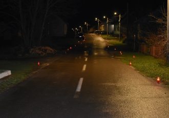 LIJEPO: U Vukovarskoj ulici u Gospiću i ove godine odana počast žrtvama Vukovara i Škabrnje