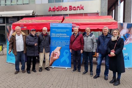 Tradicionalna jesenska akcija na Trgu uz ozbiljnu poruku: Rak prostate ne čeka simptome, zašto biste vi?