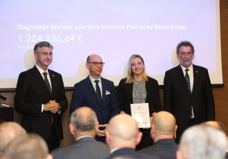 Više od 8 milijuna eura ulaganja za unapređenje školstva u Ličko-senjskoj županiji