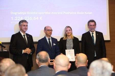 Više od 8 milijuna eura ulaganja za unapređenje školstva u Ličko-senjskoj županiji