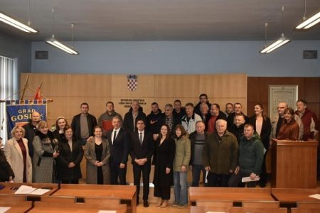 Grad Gospić dodijelio bespovratna sredstva u poljoprivredi i ruralnom razvoju za 2025. godinu