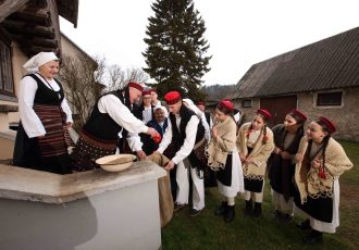 Folklorno društvo Otočac  gostuje u emisiji „Dobro jutro, Hrvatska“ na Hrvatskoj radioteleviziji.