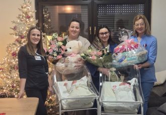 LIJEPO: Helena iz Otočca prva je beba rođena u županiji u ovoj godini, Mirta je prva Gospićanka!!!