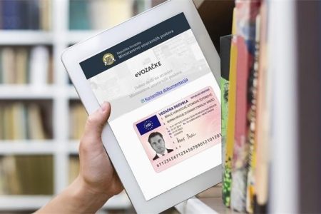 Policijski službenici zbog ponavljanja prometnih prekršaja vozaču oduzeli osobni automobil