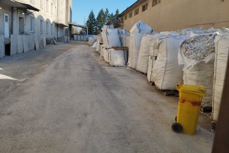 Prva faza sanacije u Gospiću – objavljen natječaj za uklanjanje 3.500 tona opasnog otpada