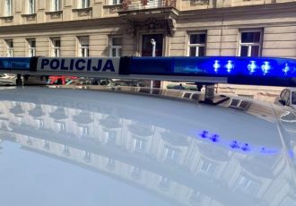 40-godišnjak iz Gospića vozio po A1 između Perušića i Gospića 218 km/h