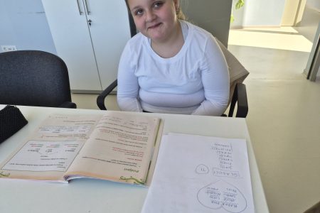 Tamo gdje učenje postaje podrška, a podrška snaga – Udruga Ana u akciji u Novalji