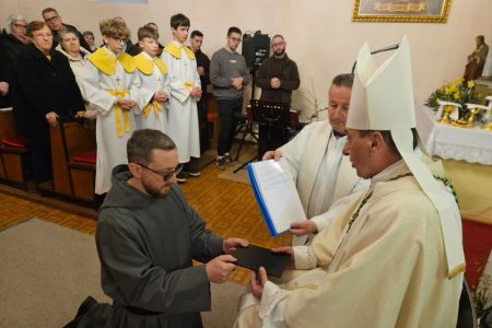 Velik dan za Gospićko-senjsku biskupiju: Prvi pustinjak položio doživotne zavjete