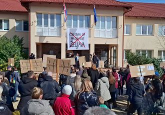 MUP potvrdio plan izgradnje migrantskog centra u Željavi, Općina Plitvička Jezera izražava protivljenje