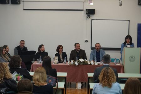 Predstavljena monografija “Slike Like“ u Gospiću