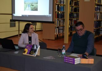 U Gospiću održana Književna večer s Ivanom Štulić