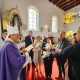 Biskup Marko Medo u pastoralnom pohodu Brinju i Lipicama, krstio sedmo i osmo dijete u obitelji Brbot