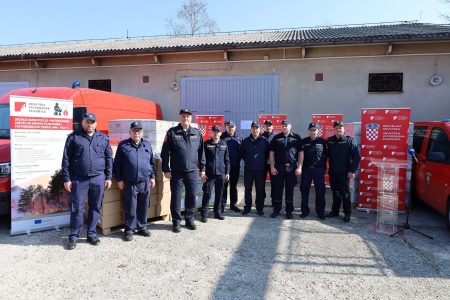 Podjela vatrogasne opreme u sklopu EU projekta “Jačanje kapaciteta za protupožarnu zaštitu na brdsko-planinskim i potpomognutim područjima“