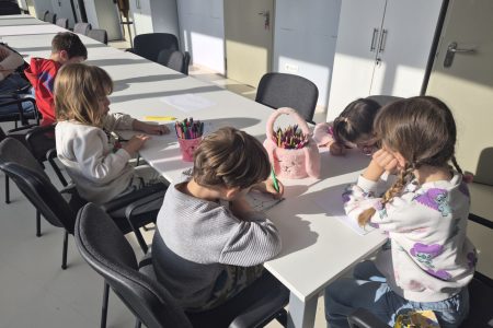 Djeca u Novalji kroz priču i crtanje otkrivala potonuli grad Cissu