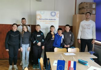 STEM avantura u Gospiću: Djeca istražuju magnetizam