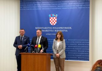 Ministar Vlajčić upozorio da nema prostora za improvizaciju u borbi protiv afričke svinjske kuge